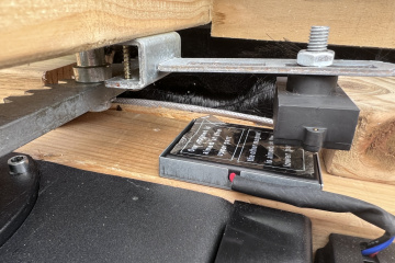 Aligning the magnetic automatic stops